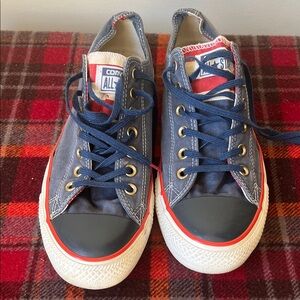 Converse Chuck Taylor All Star Low Top Sneakers